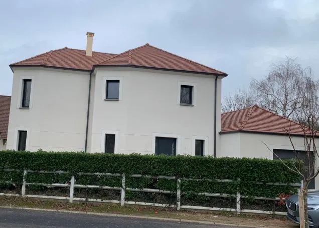 Construction à Le Mesnil-Saint-Denis